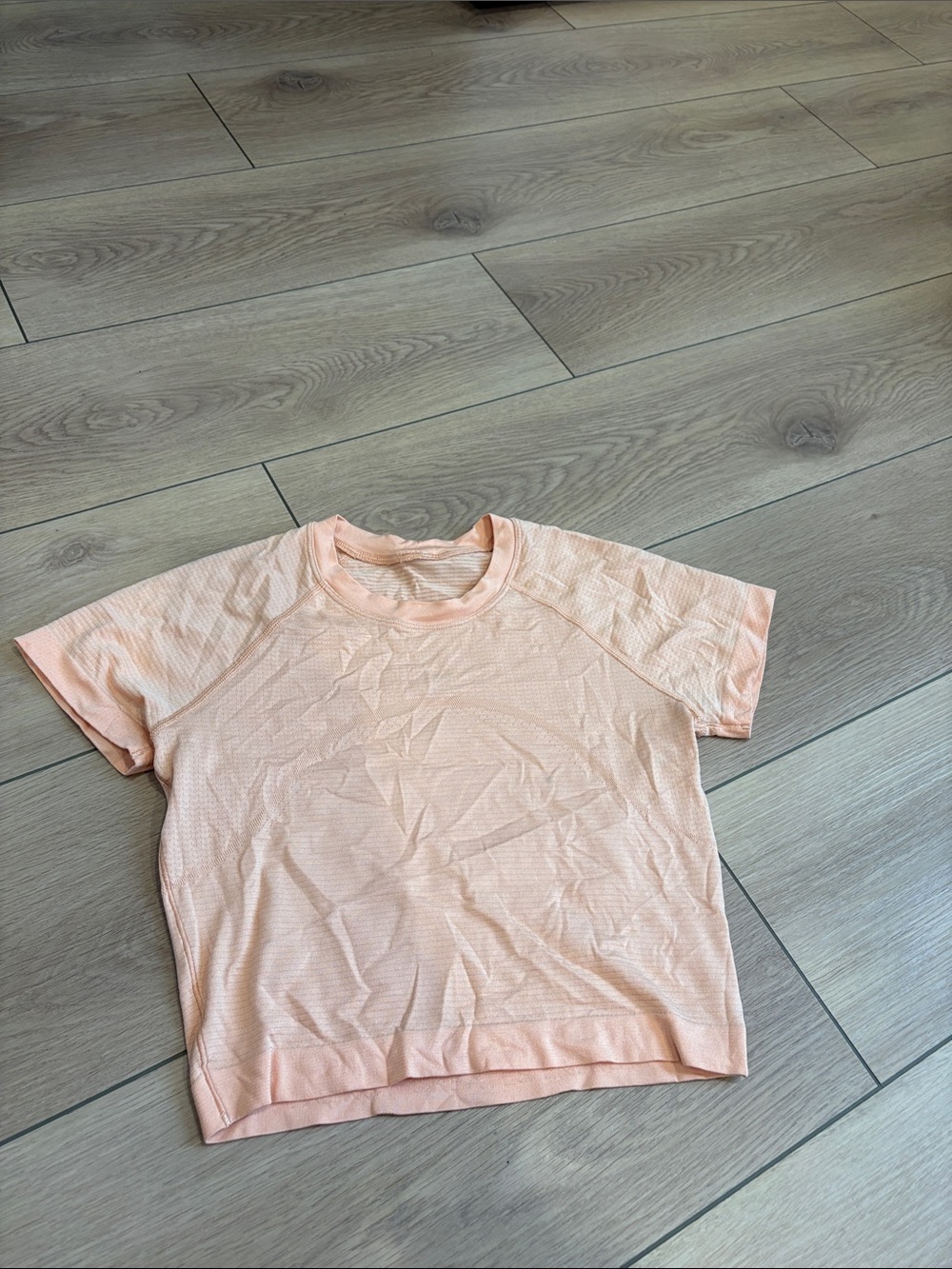 lululemon athletica Peach Short Sleeve Crop Top